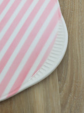 Laden Sie das Bild in den Galerie-Viewer, Vintage Kuchenplatte