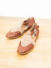 Laden Sie das Bild in den Galerie-Viewer, Vintage Lederslipper