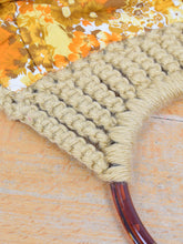 Laden Sie das Bild in den Galerie-Viewer, Vintage Makramee Tasche