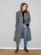 Laden Sie das Bild in den Galerie-Viewer, Vintage Mantel 70er Jahre