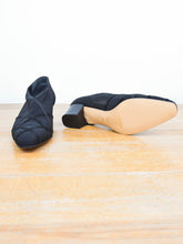 Laden Sie das Bild in den Galerie-Viewer, Vintage Pumps Schwarz