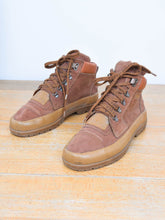 Laden Sie das Bild in den Galerie-Viewer, Vintage Schnürschuhe