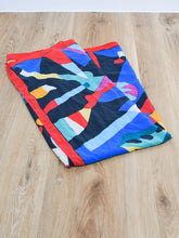 Laden Sie das Bild in den Galerie-Viewer, Vintage Seidentuch