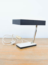 Laden Sie das Bild in den Galerie-Viewer, Vintage Tischlampen