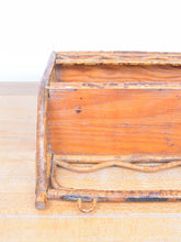 Laden Sie das Bild in den Galerie-Viewer, Vintage Wandregal